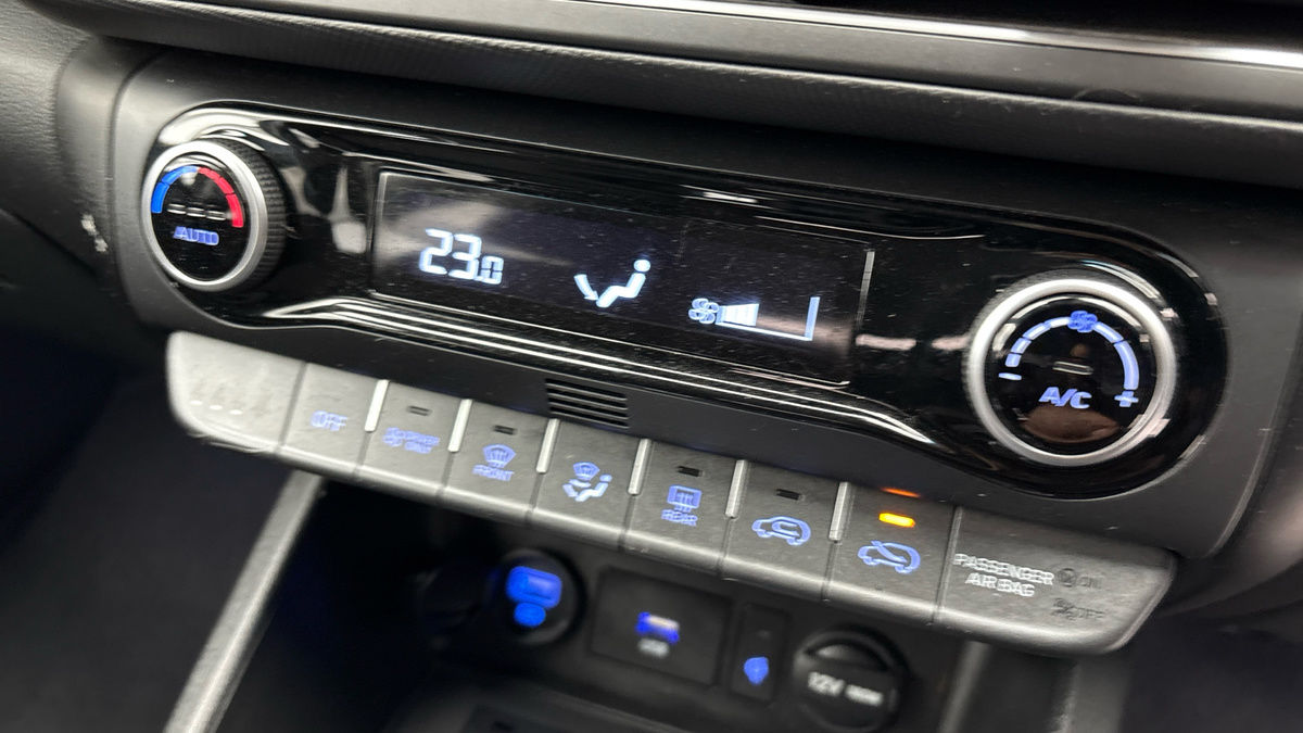 Hyundai KONA Image 9