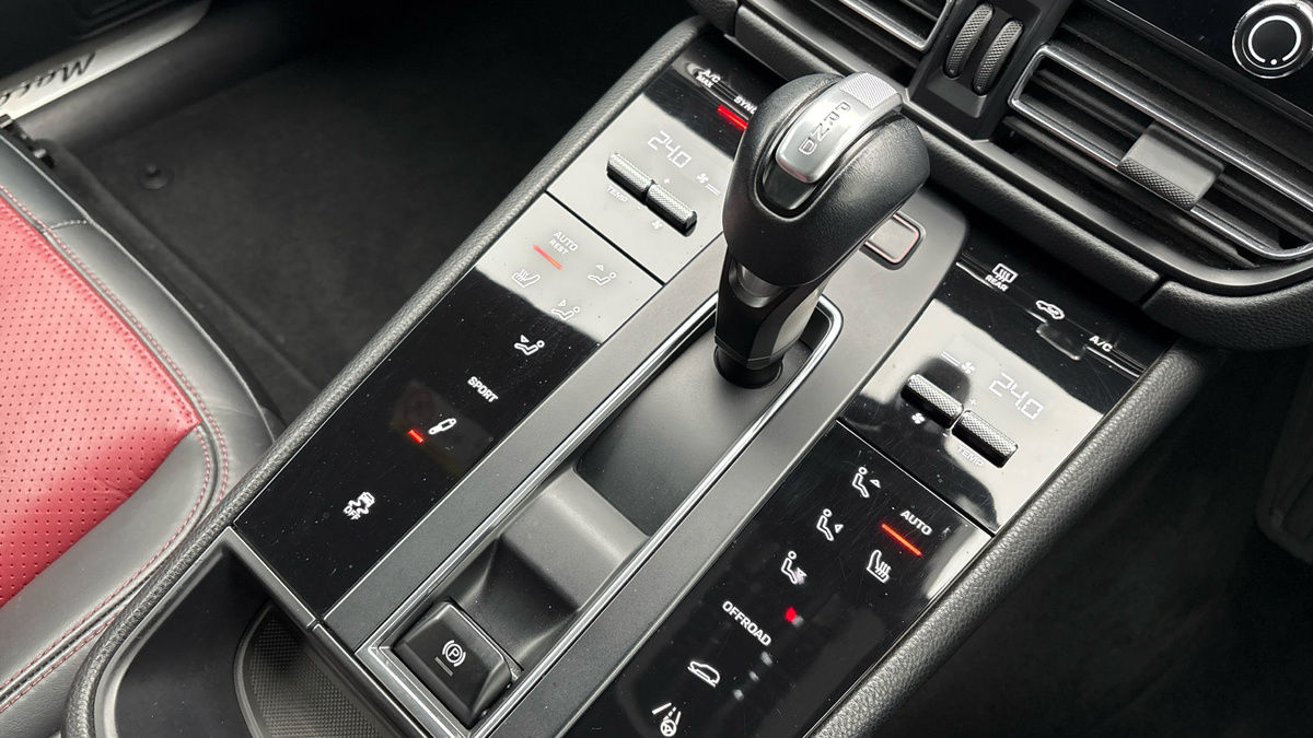 Porsche Macan Image 6