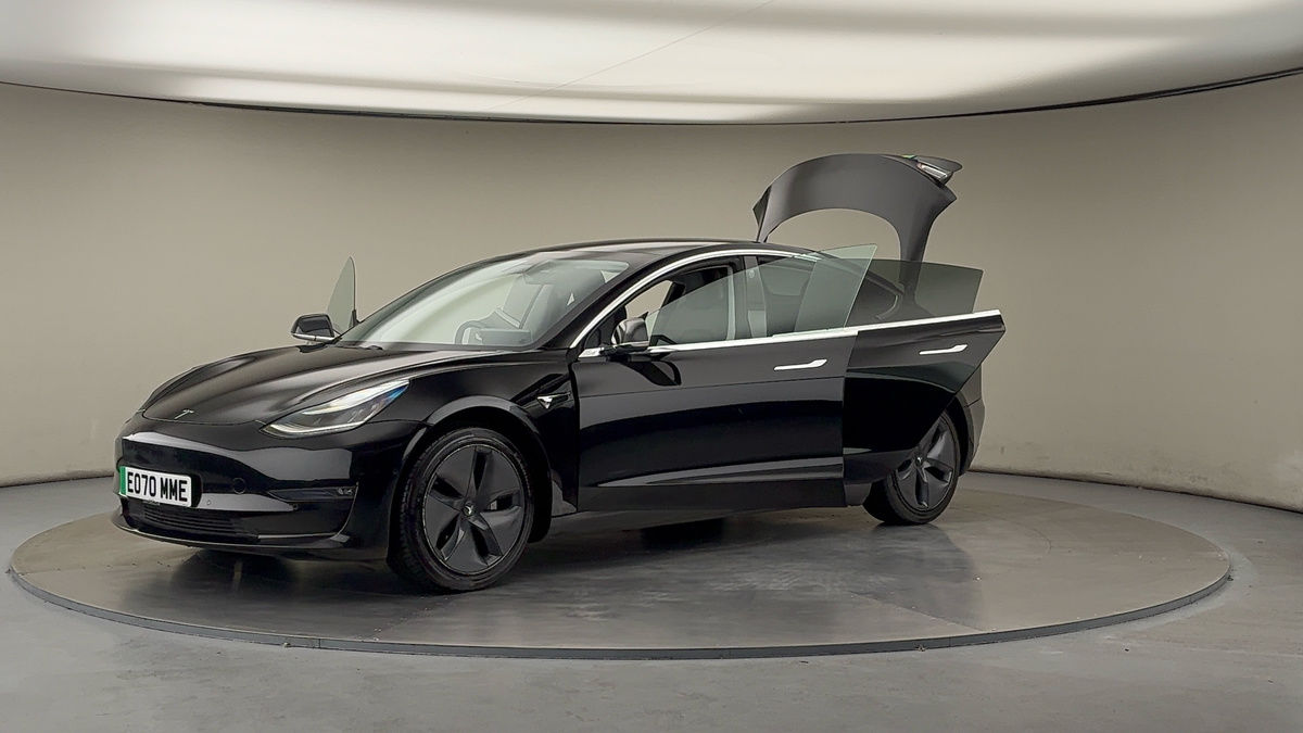 Tesla Model 3 Image 22
