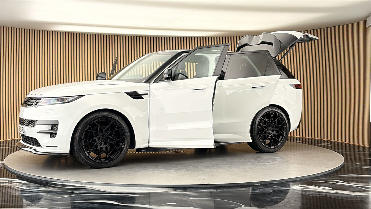 More views of Land Rover Range Rover Sport