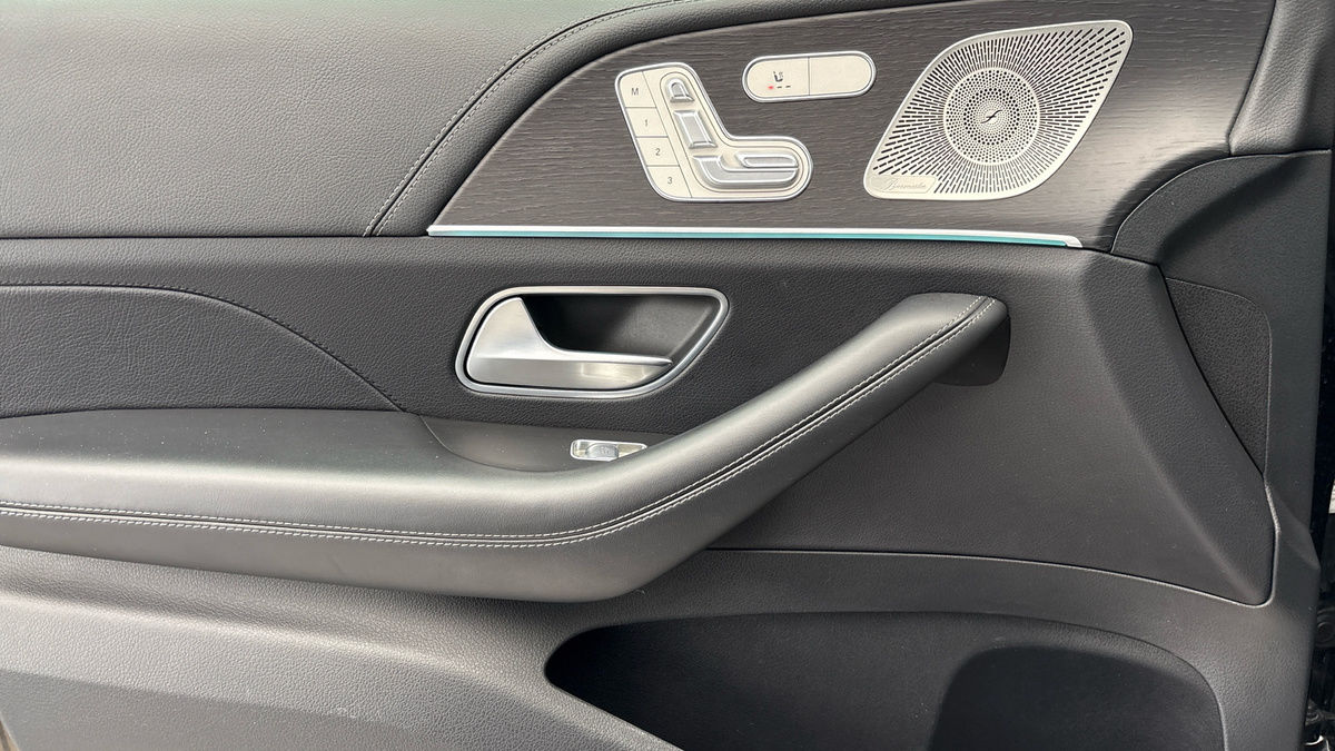 Mercedes-Benz GLE Image 19