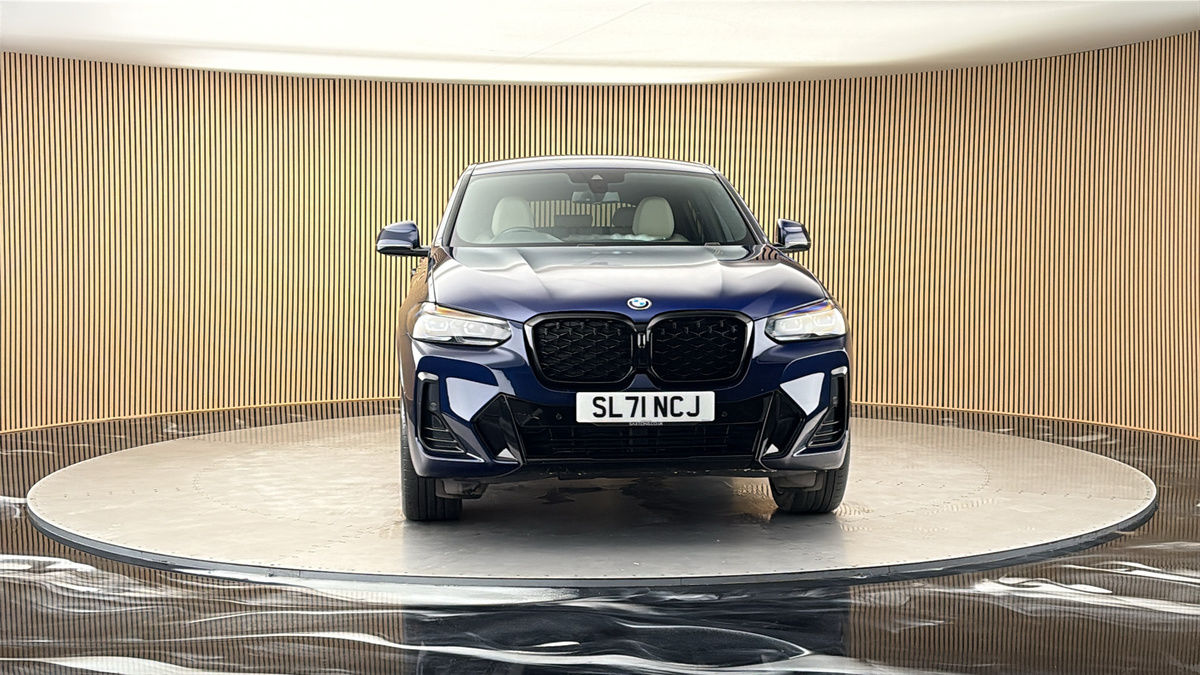 More views of BMW X4
