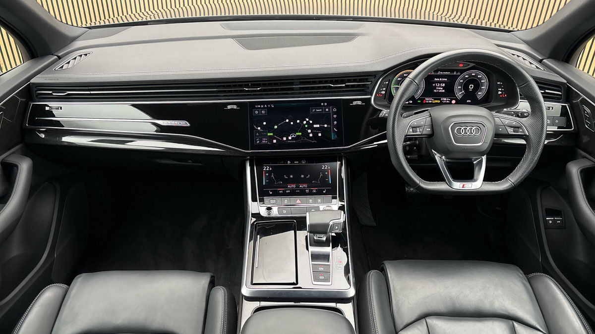 Audi Q7 Image 12