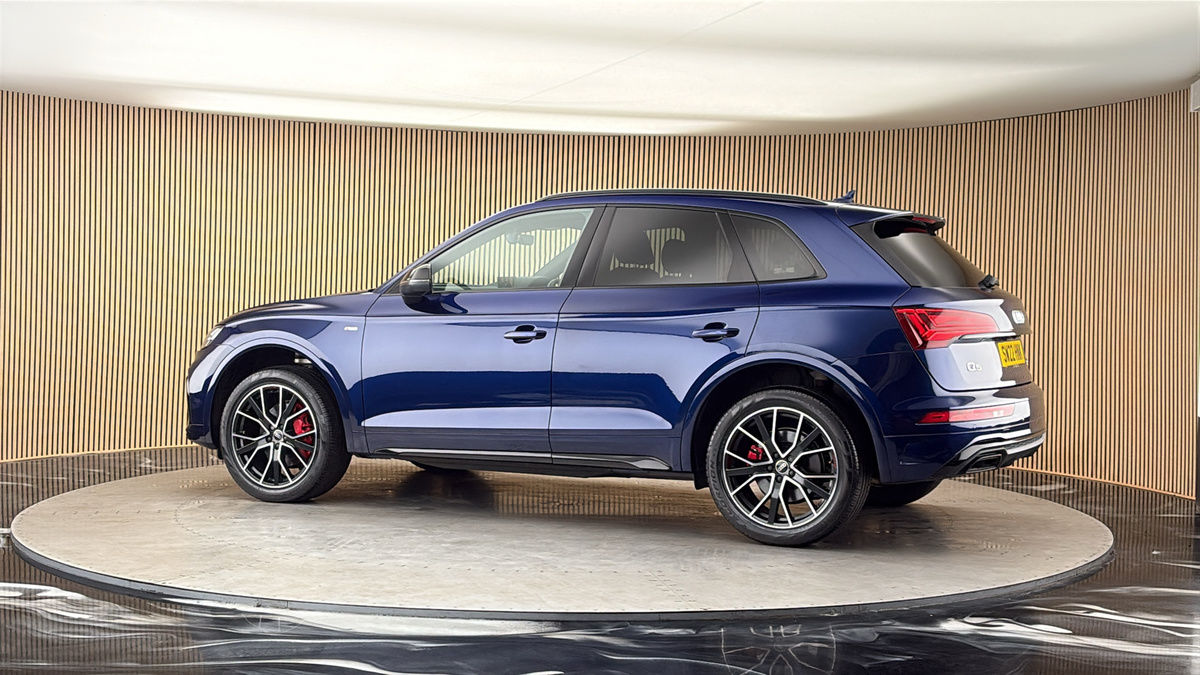 More views of Audi Q5