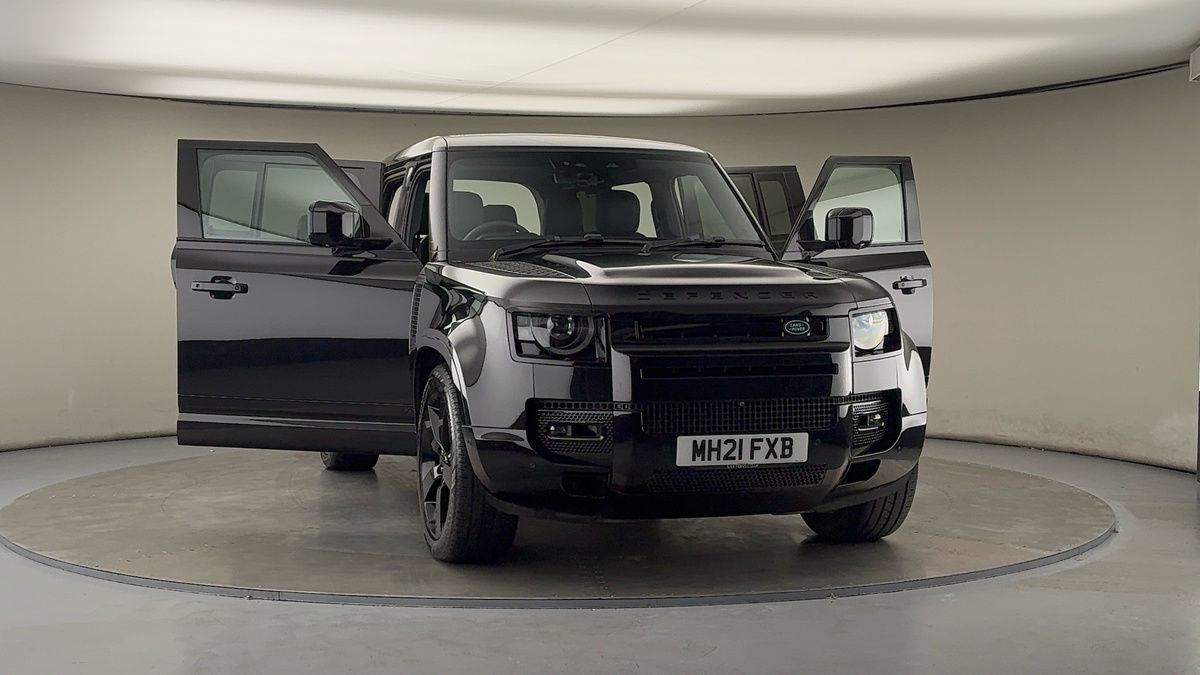 More views of Land Rover Defender 110