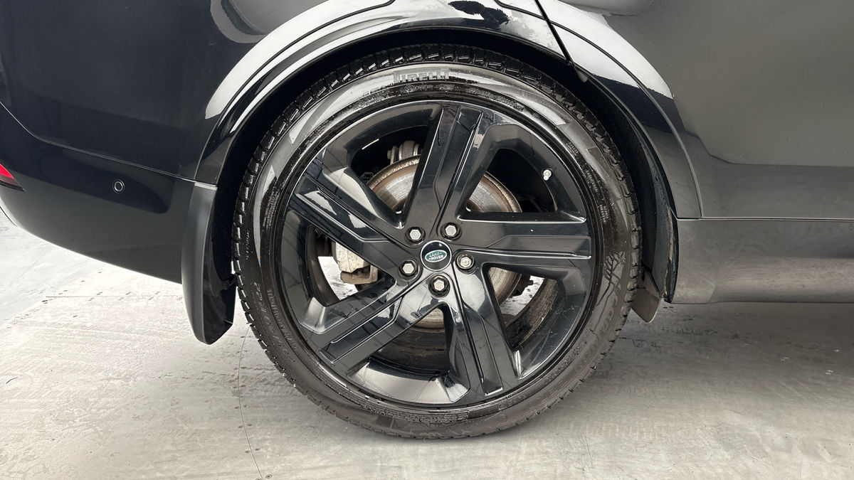 Land Rover Discovery Image 10