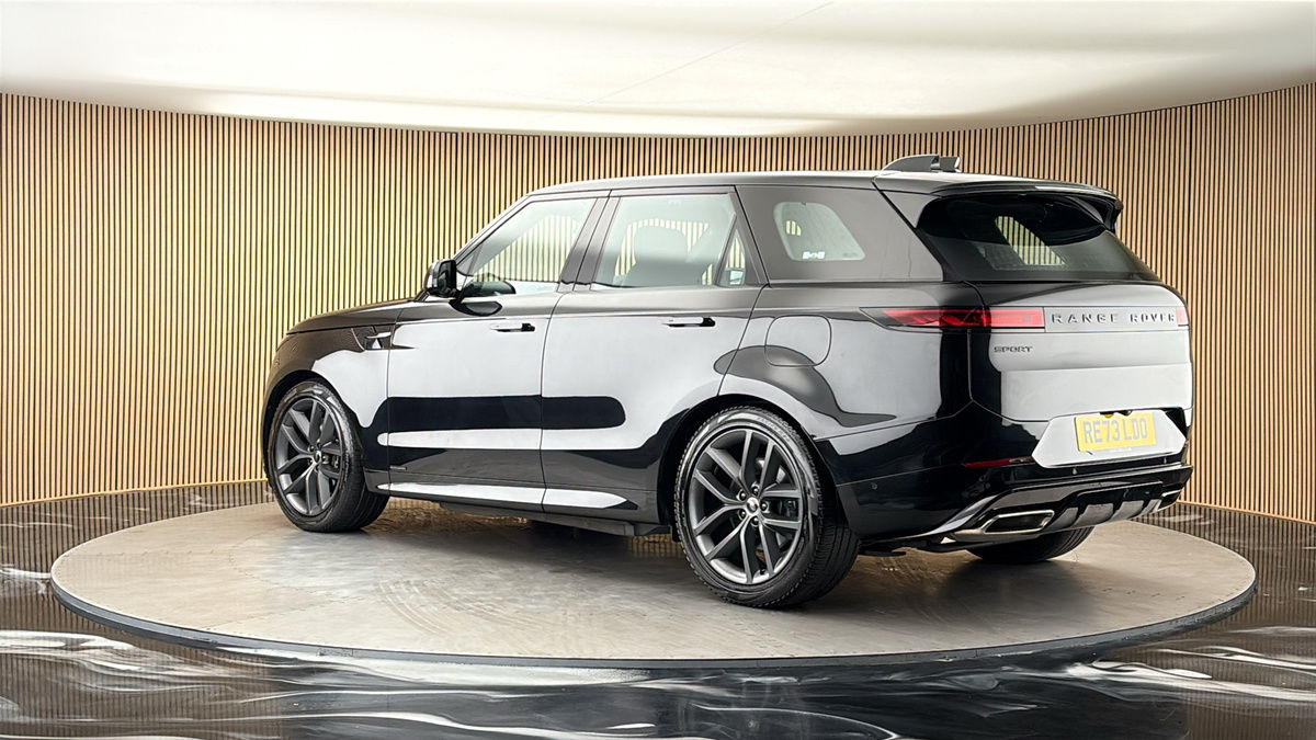 More views of Land Rover Range Rover Sport
