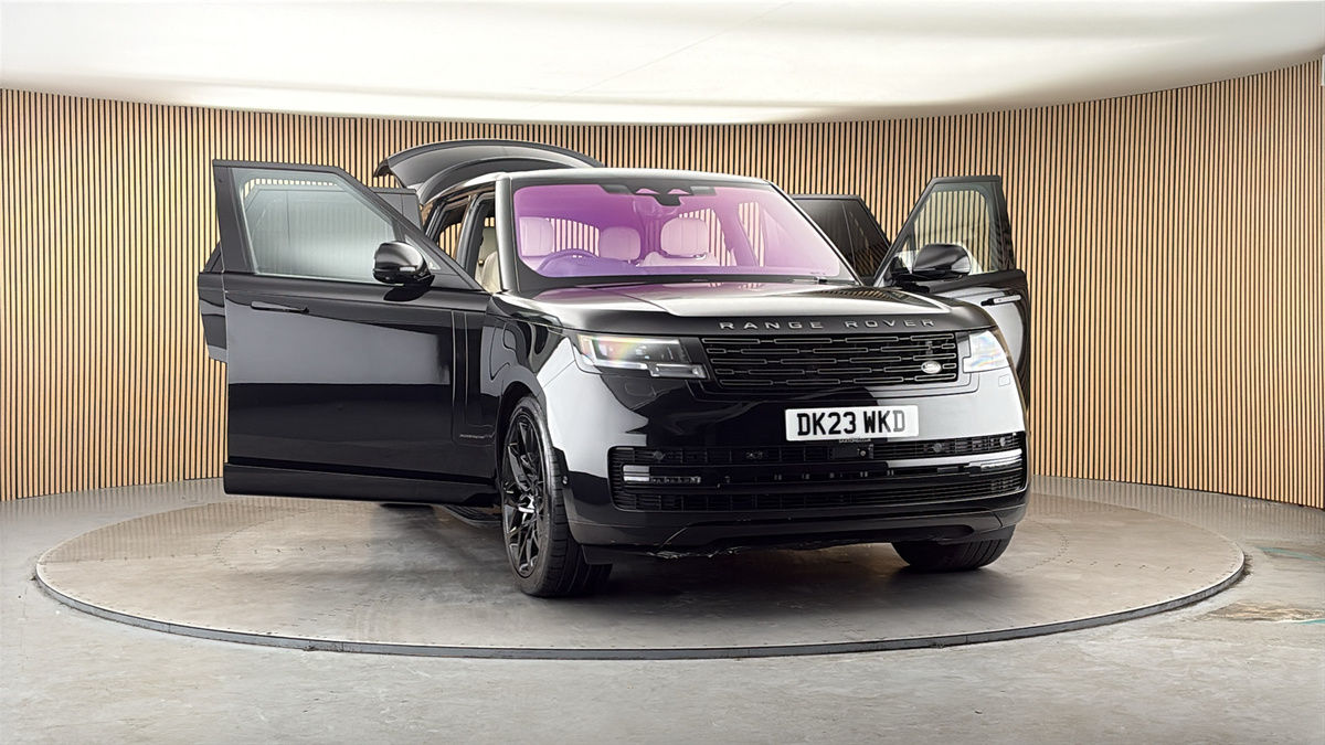 More views of Land Rover Range Rover