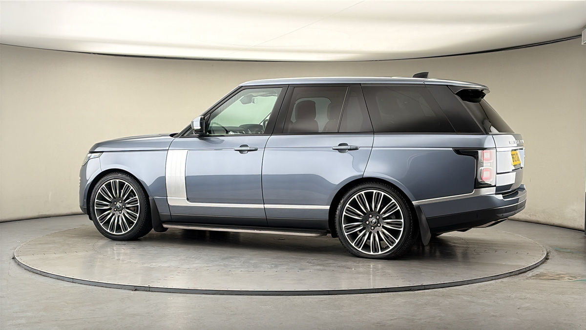 More views of Land Rover Range Rover