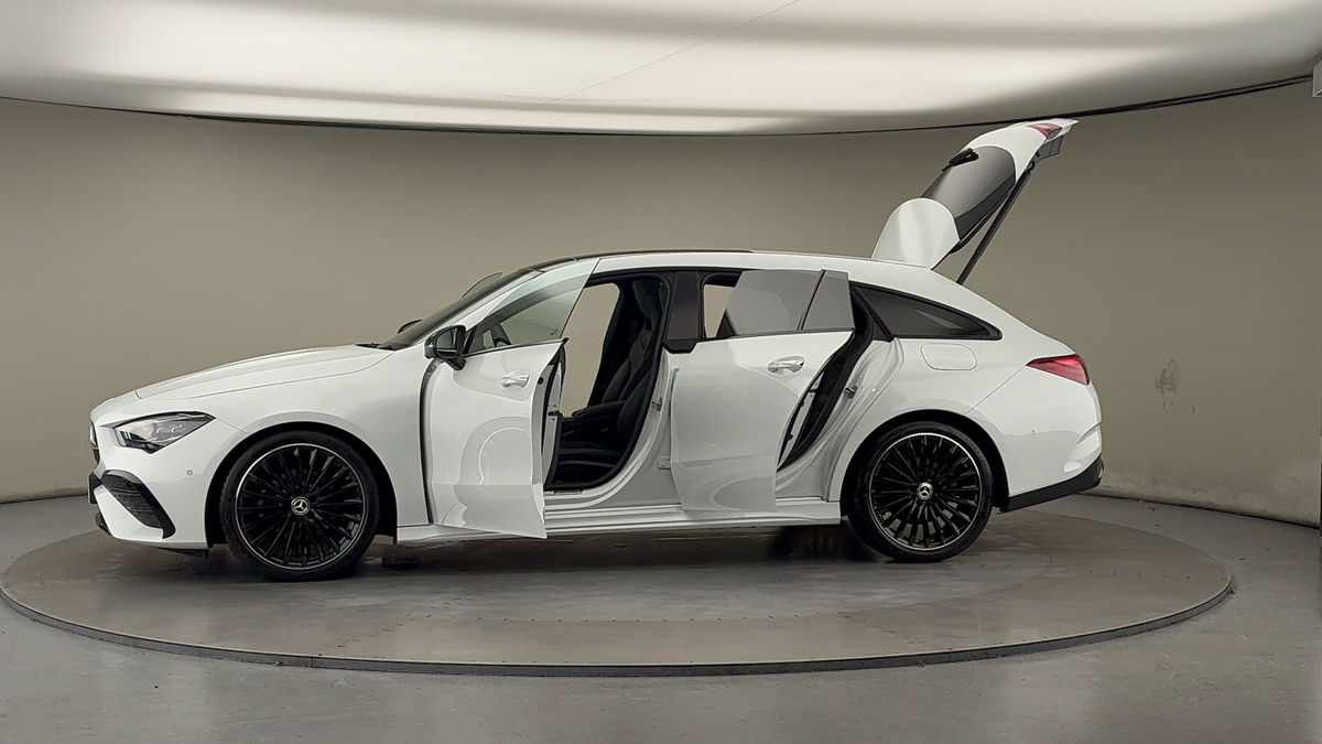 More views of Mercedes-Benz CLA