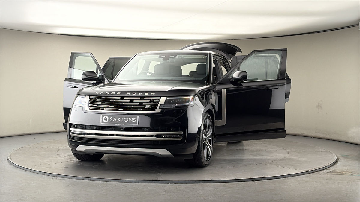 More views of Land Rover Range Rover