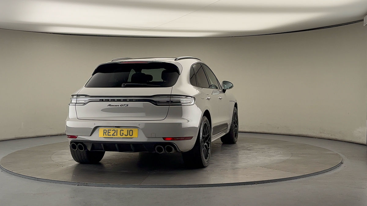 More views of Porsche Macan