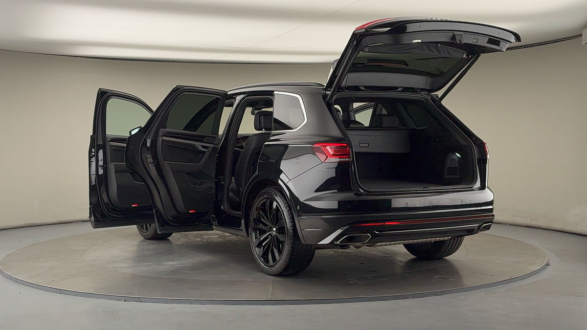 Volkswagen Touareg Image 23