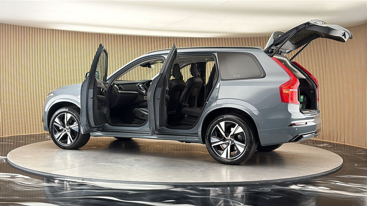 More views of Volvo XC90