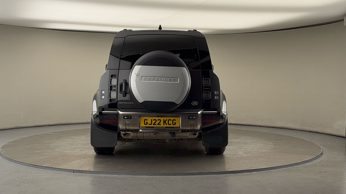 Land Rover Defender 110 Image 4