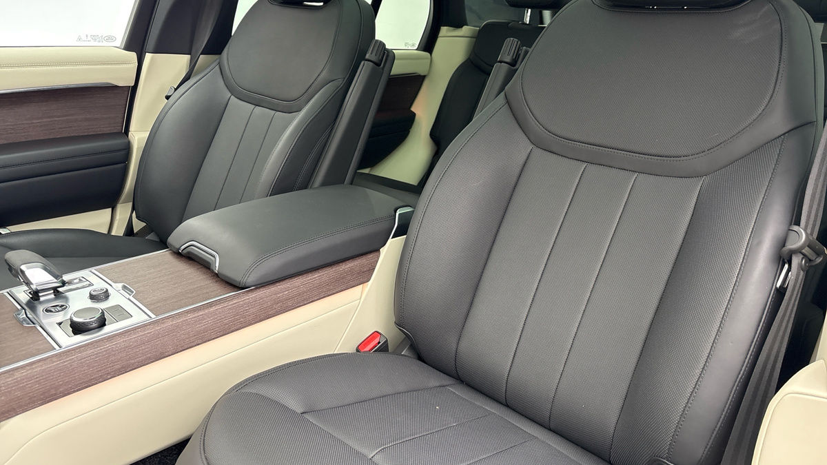 Land Rover Range Rover Image 7