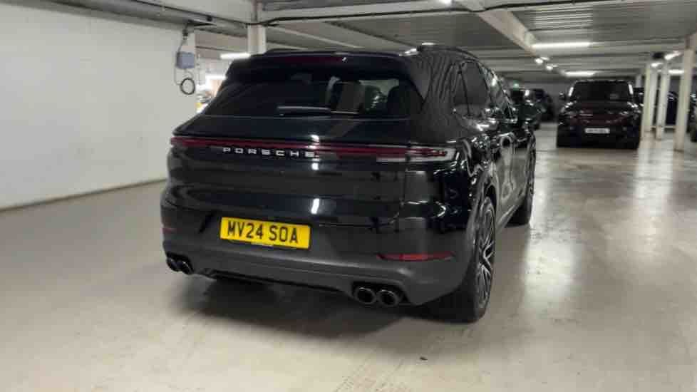 More views of Porsche Cayenne