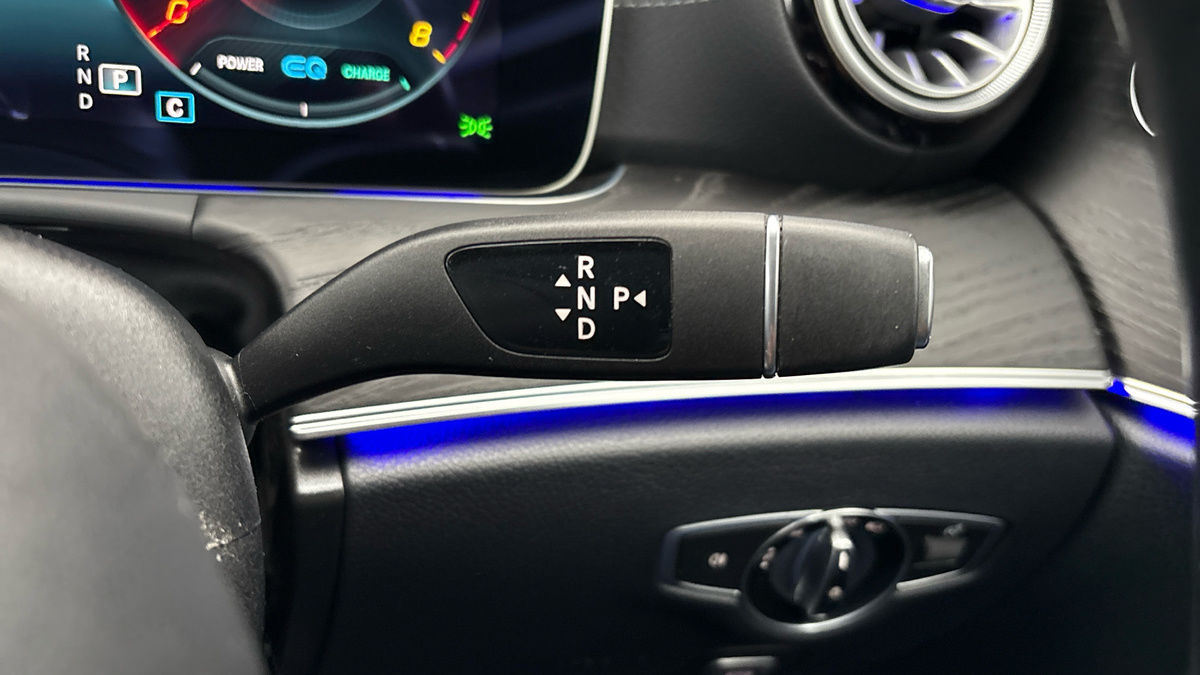 Mercedes-Benz E Class Image 6