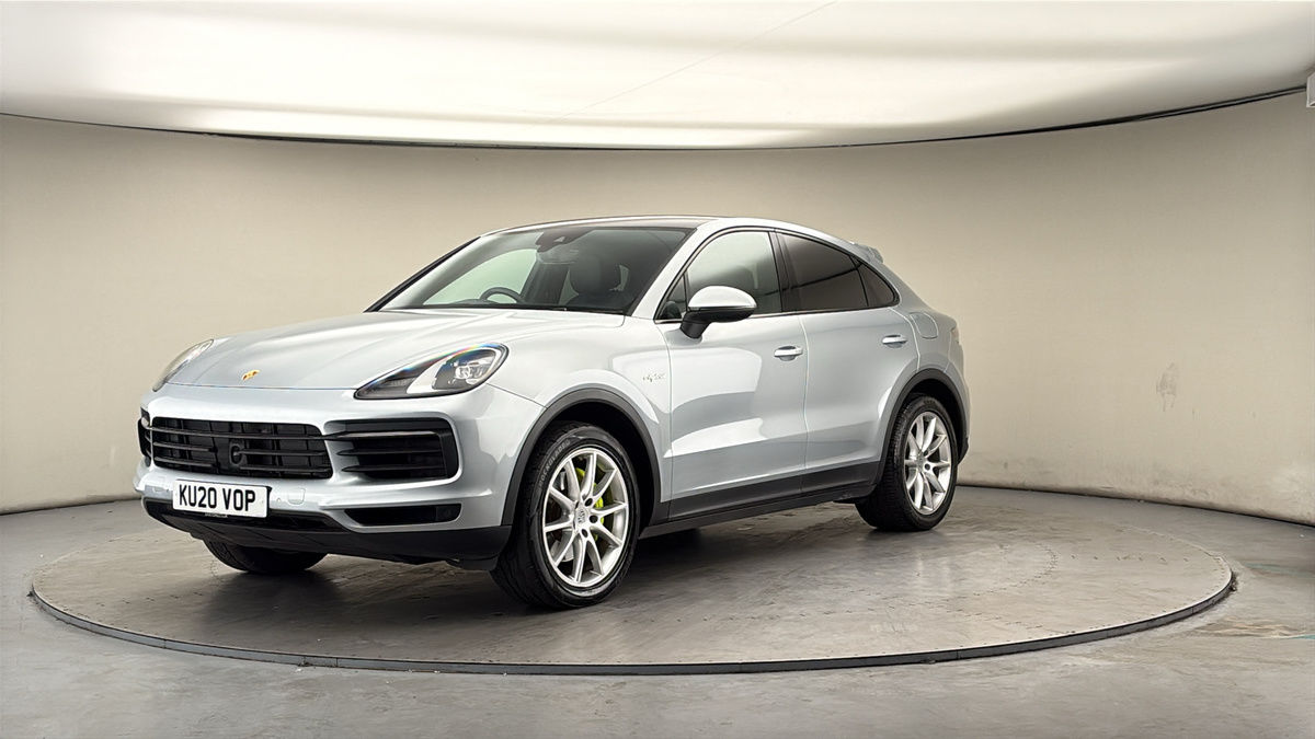 More views of Porsche Cayenne