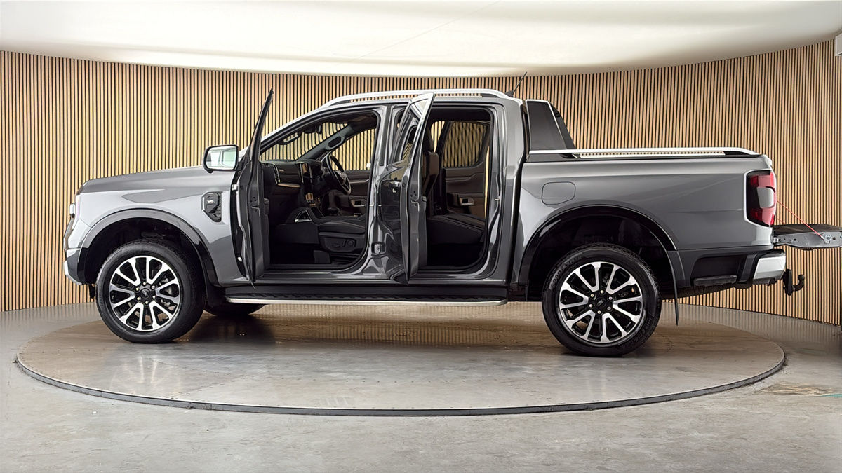 More views of Ford Ranger