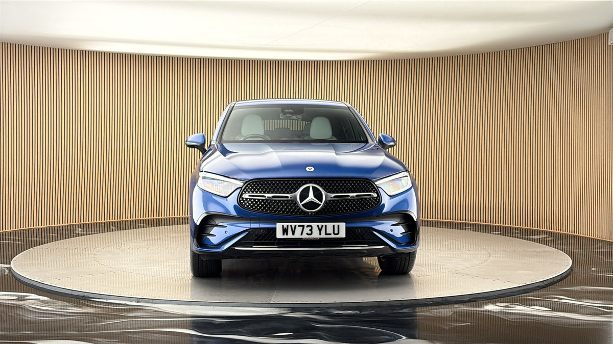 More views of Mercedes-Benz GLC