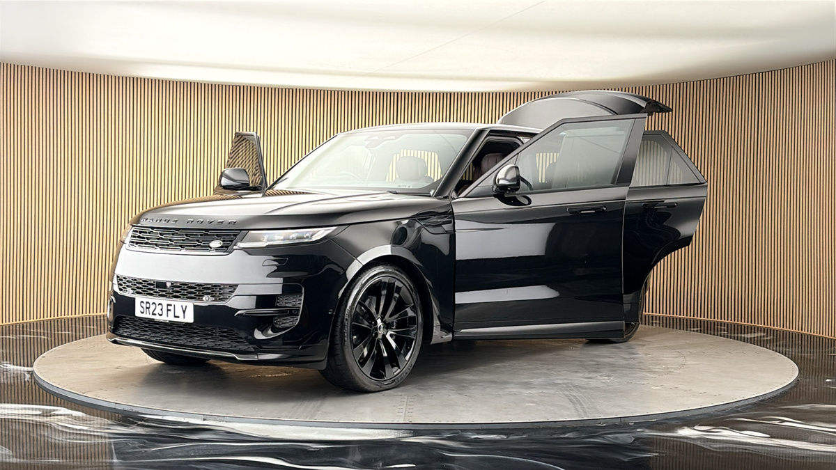 More views of Land Rover Range Rover Sport