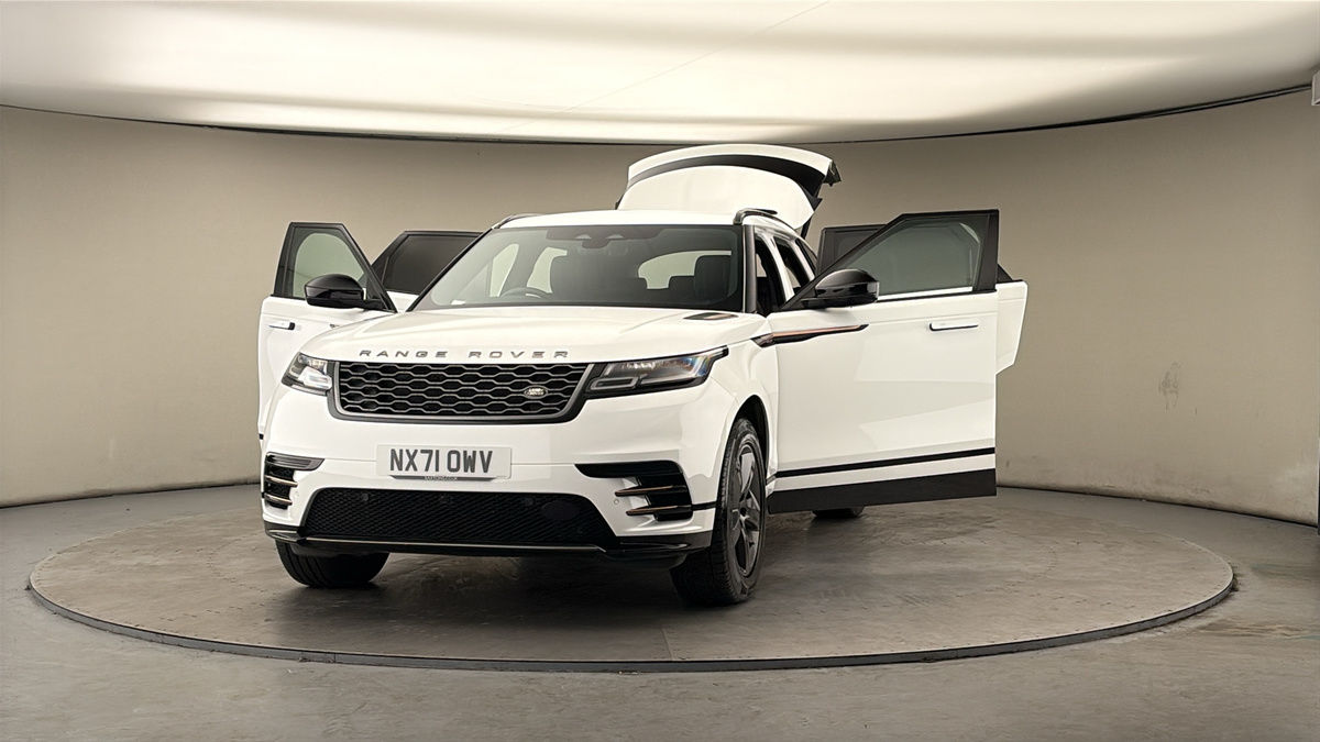 More views of Land Rover Range Rover Velar