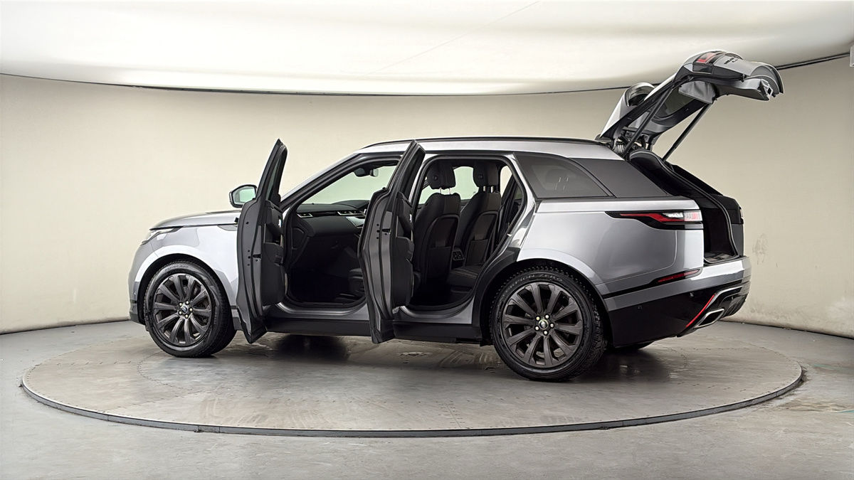 More views of Land Rover Range Rover Velar