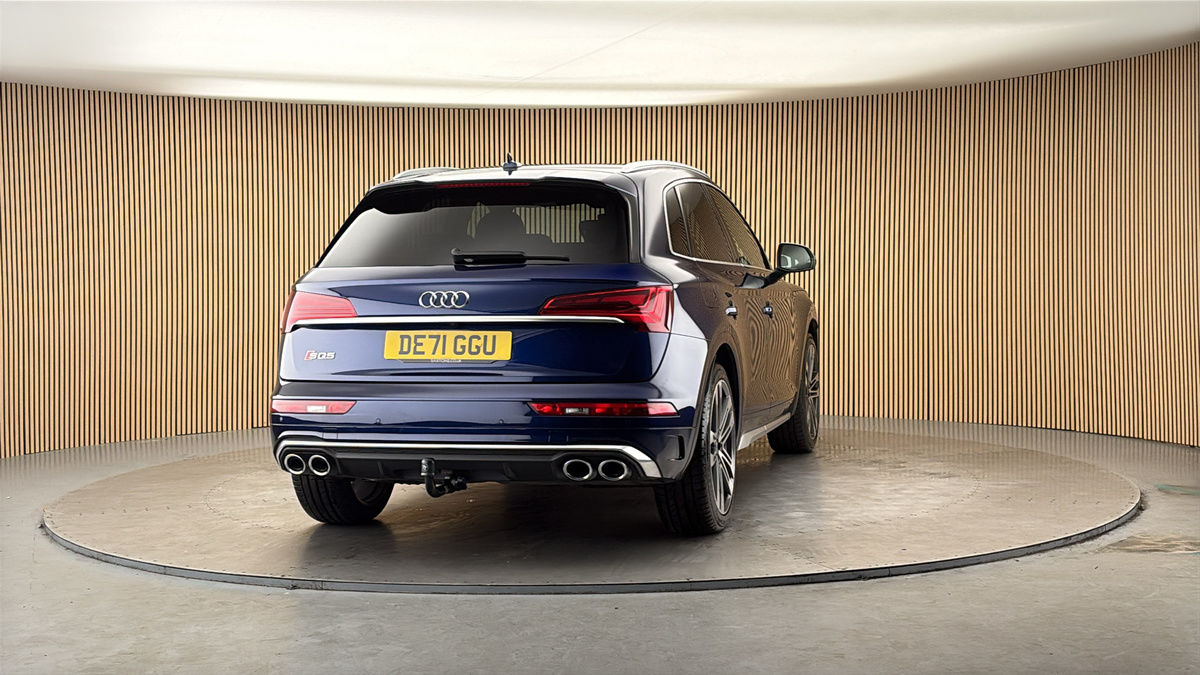 More views of Audi SQ5