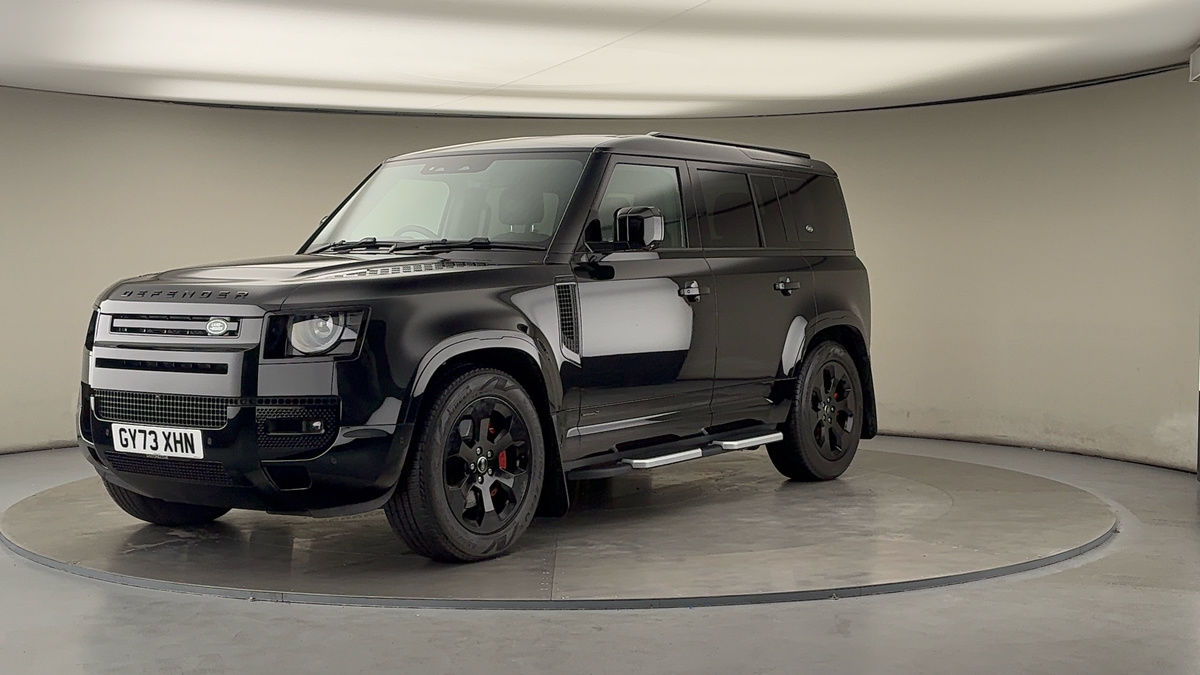 More views of Land Rover Defender 110