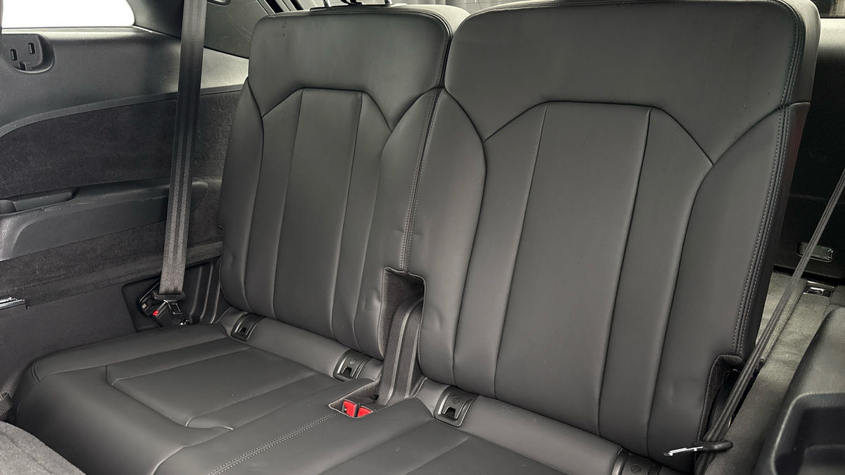 Audi Q7 Image 26