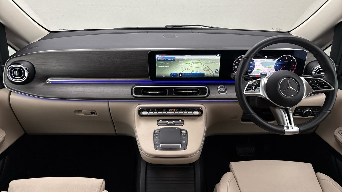 Mercedes-Benz V Class Image 12