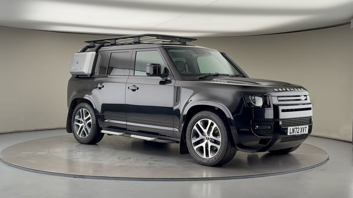 More views of Land Rover Defender 110