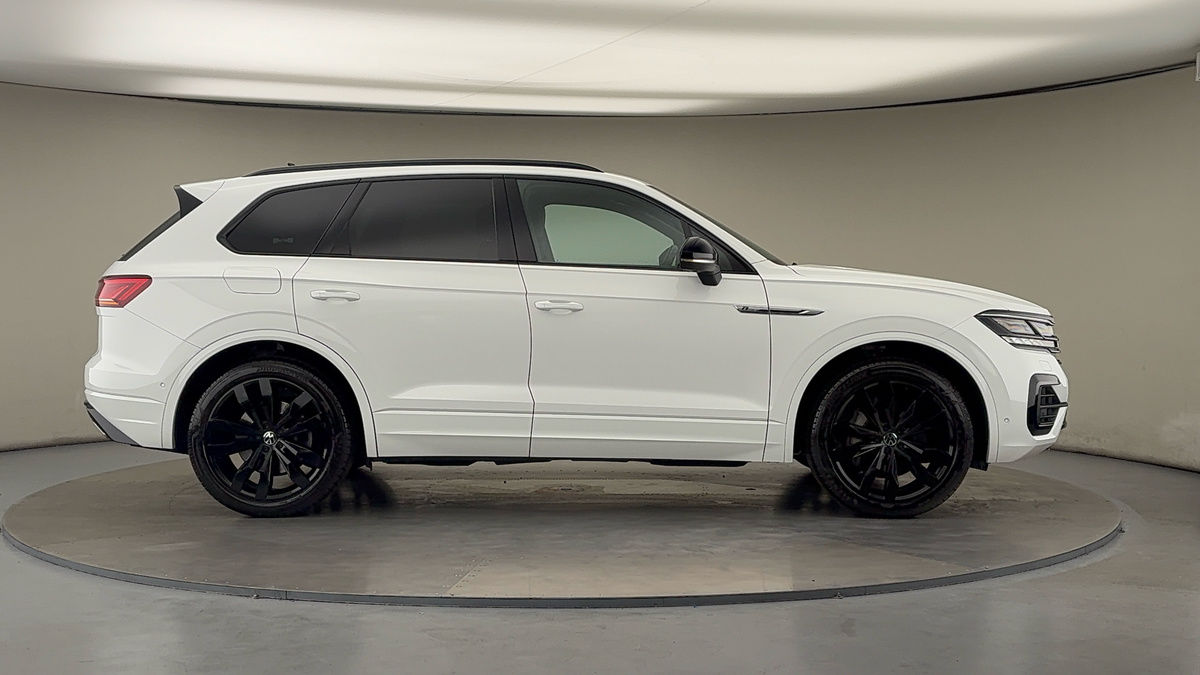 Volkswagen Touareg Image 16