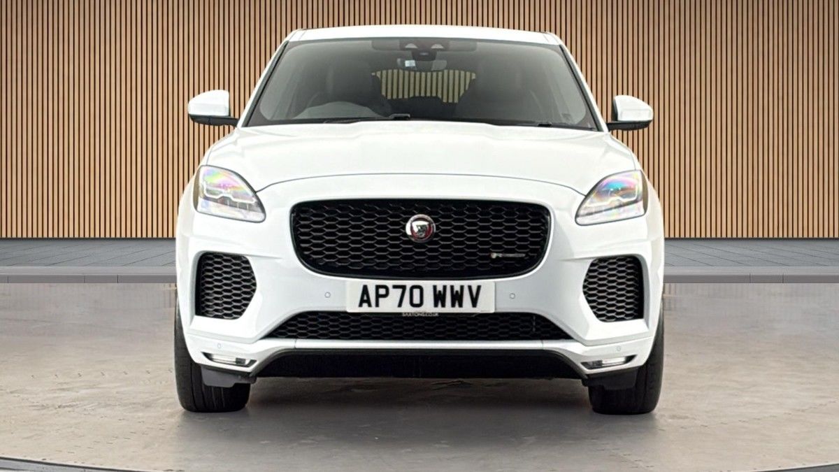 Jaguar E-PACE Image 3