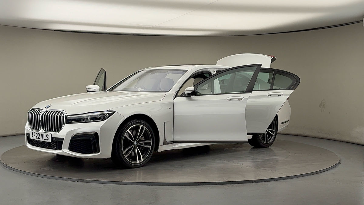 BMW 7 Series Image 22