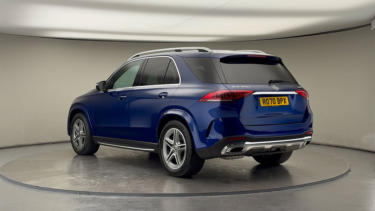 Mercedes-Benz GLE Image 2