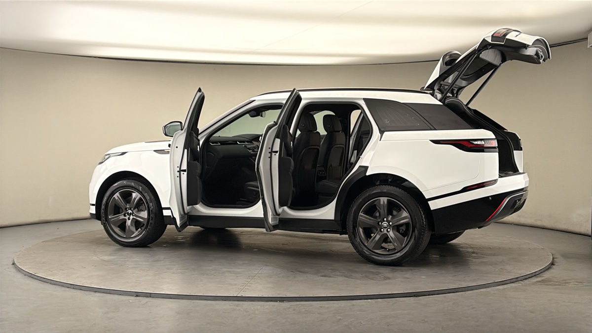 More views of Land Rover Range Rover Velar