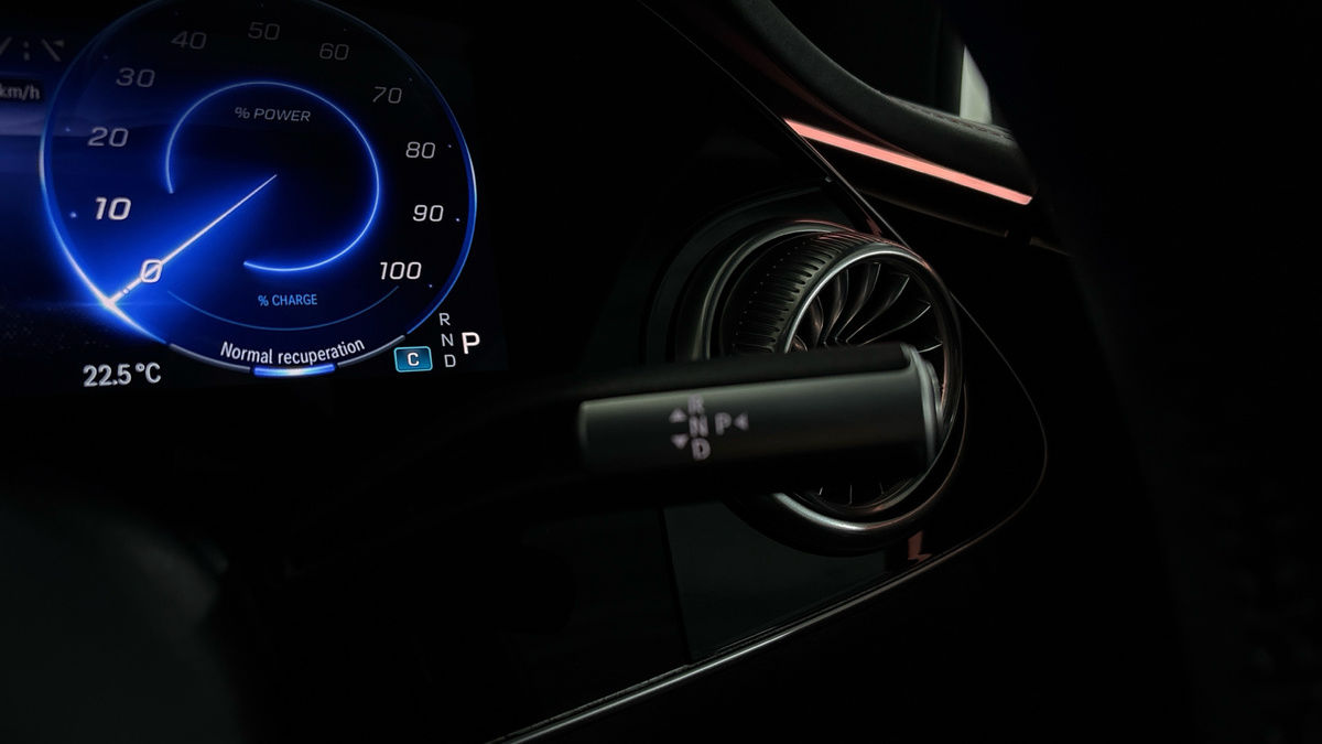 Mercedes-Benz EQS Image 23