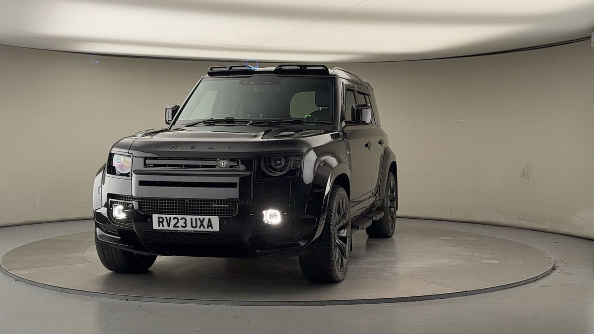 More views of Land Rover Defender 110