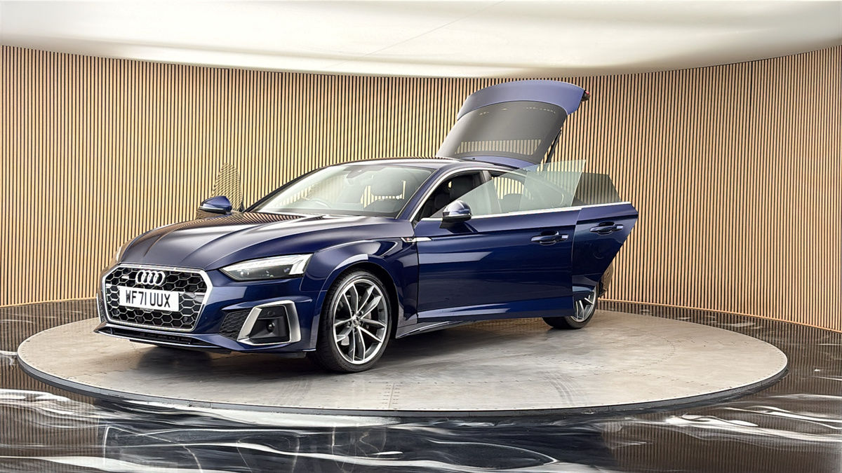 More views of Audi A5