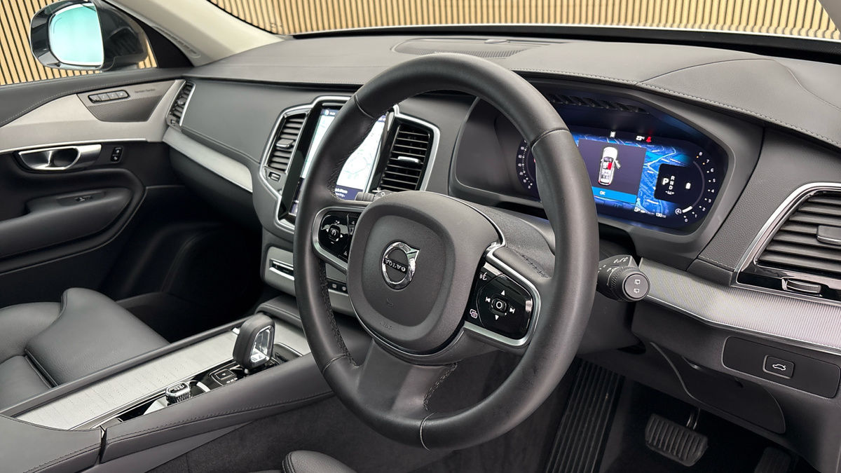Volvo XC90 Image 5