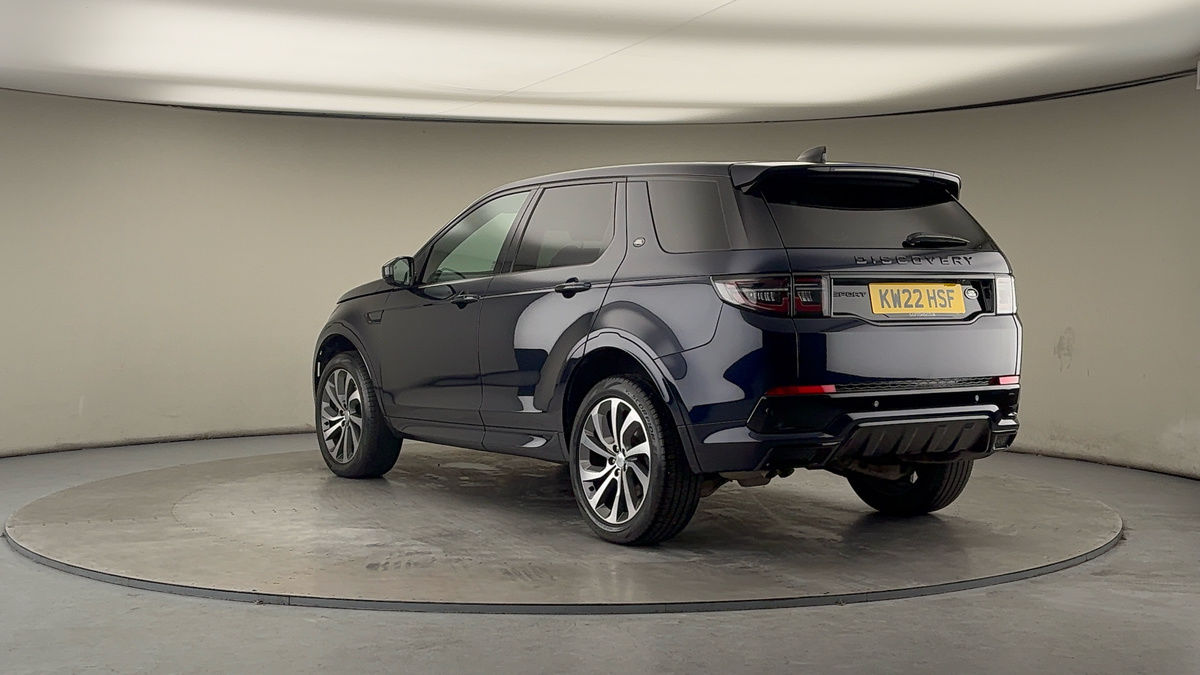 Land Rover Discovery Sport Image 2