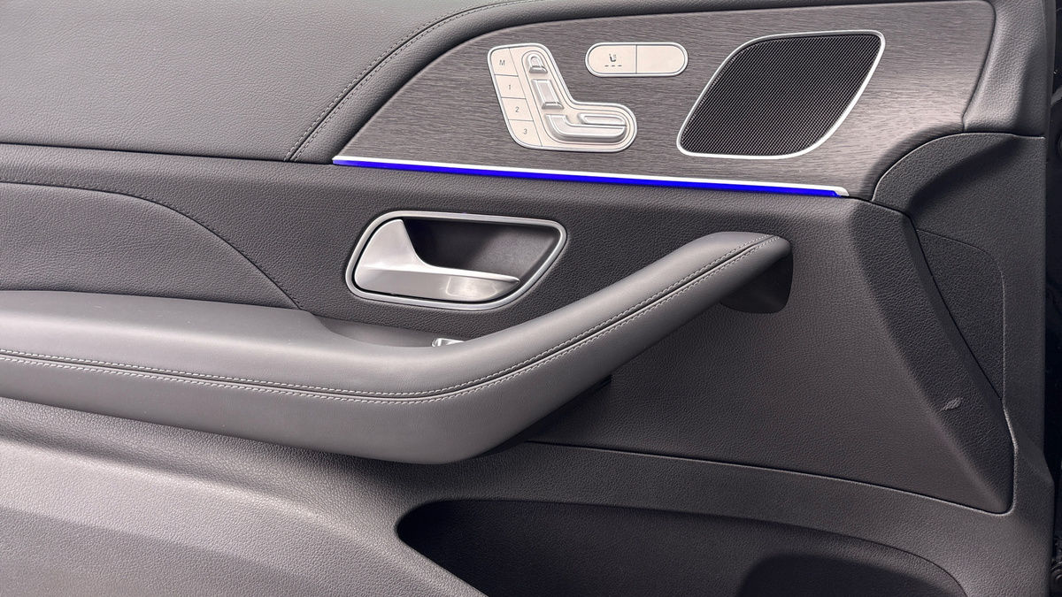 Mercedes-Benz GLE Image 19