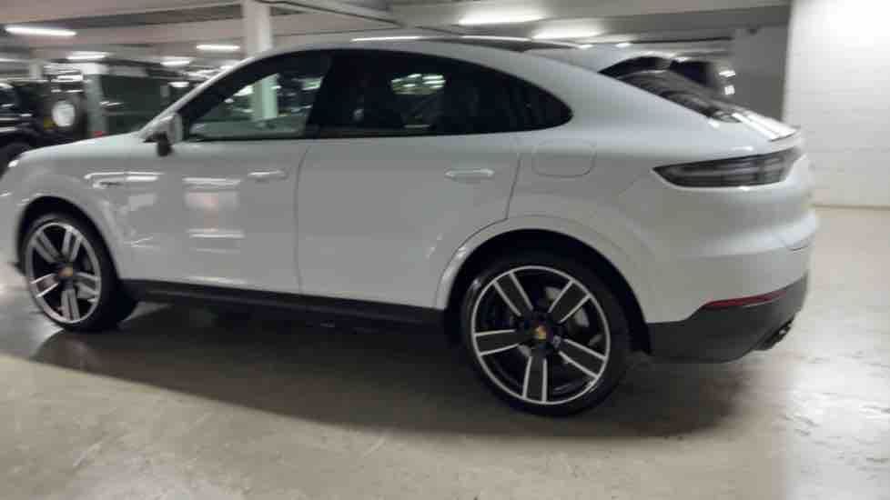 More views of Porsche Cayenne