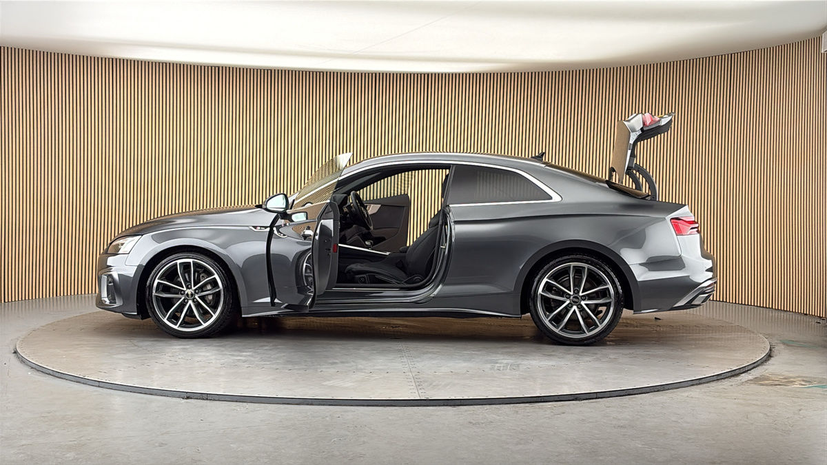 More views of Audi A5