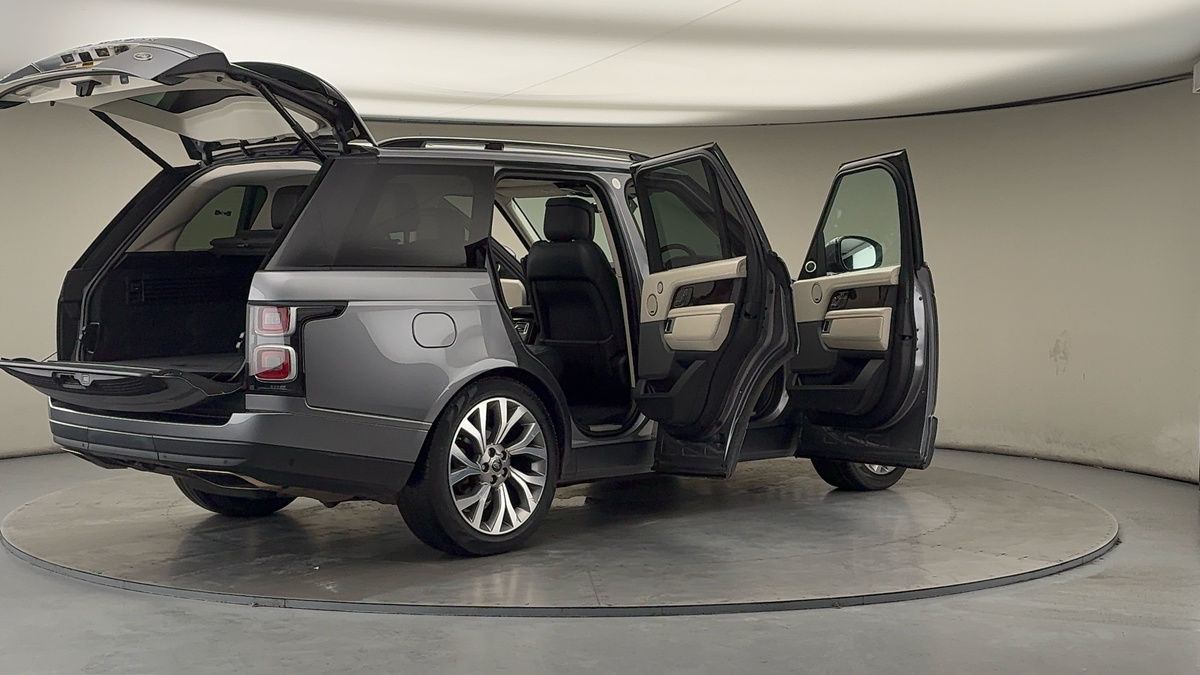 More views of Land Rover Range Rover