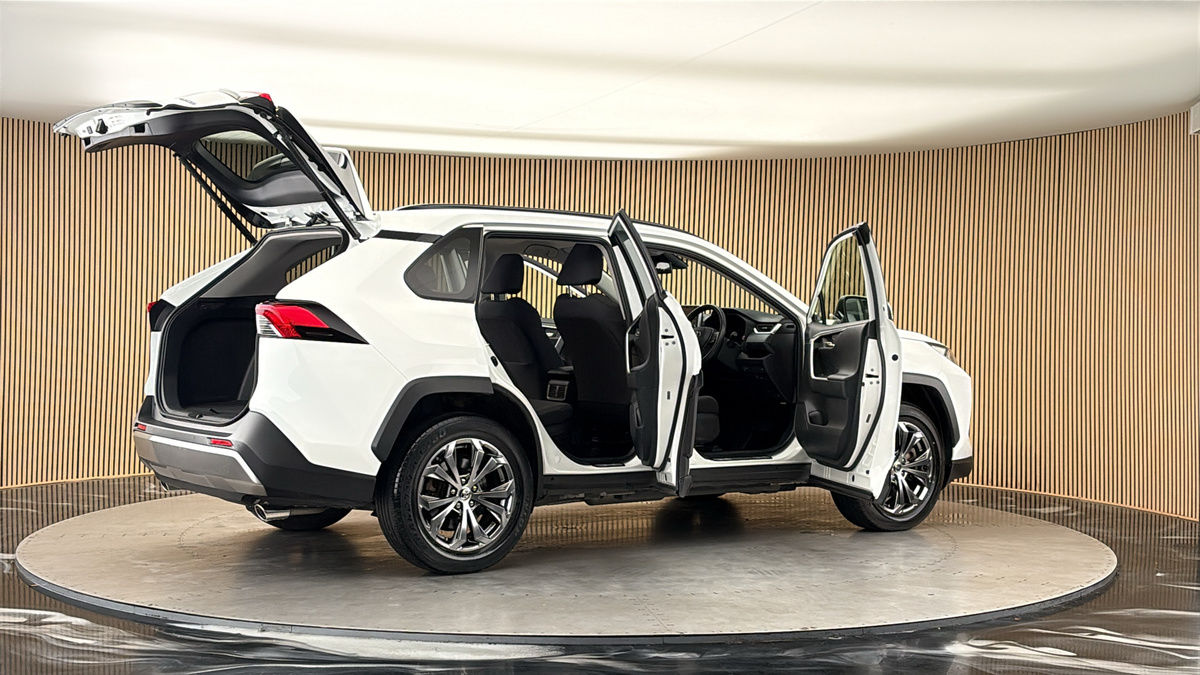 More views of Toyota RAV4