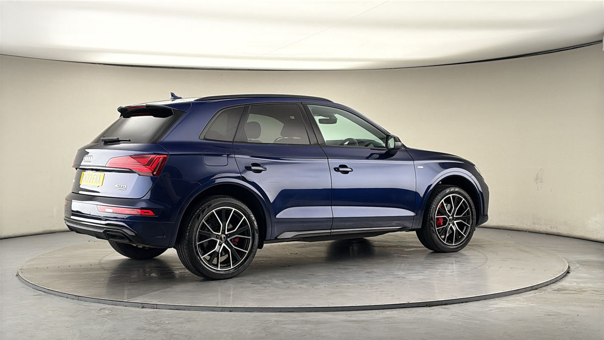 More views of Audi Q5