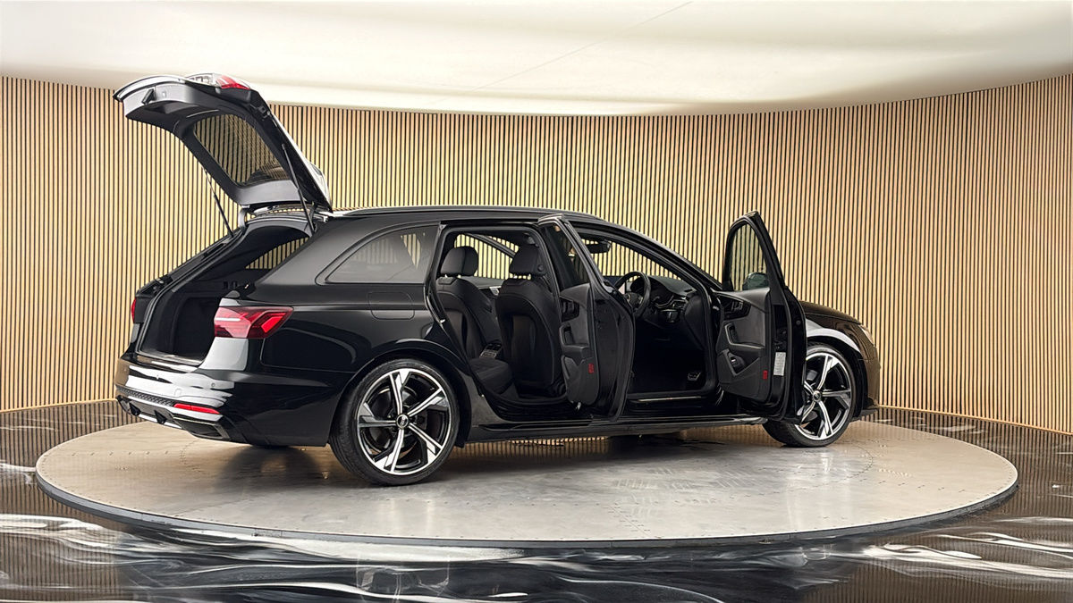 More views of Audi A4 Avant